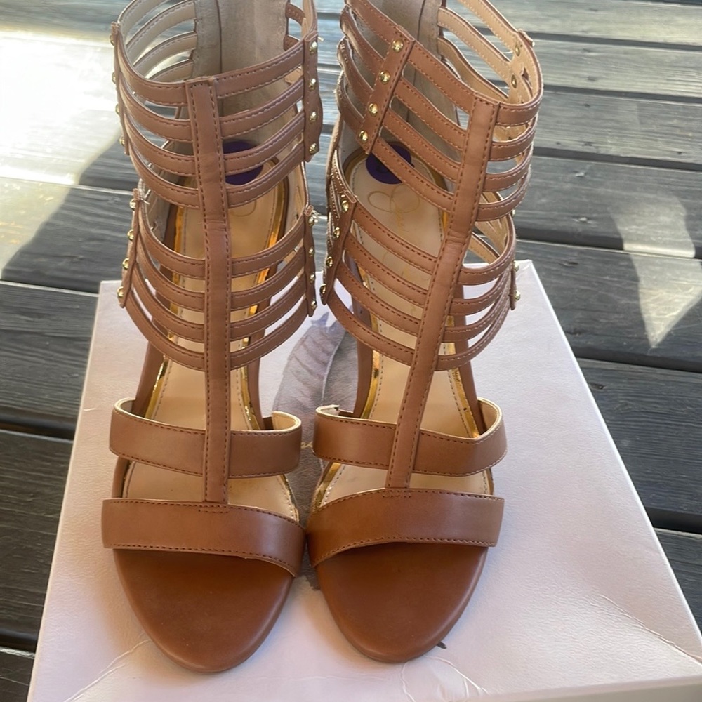 Jessica Simpson nude color 3 inch heels.